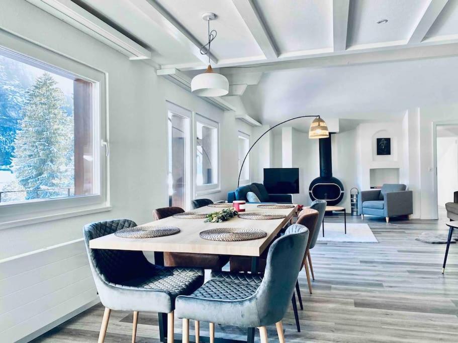 Unique Penthouse With Gallery And Mountain View 칸더슈텍 외부 사진